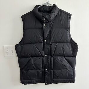 NWT MENS PUFFER VEST